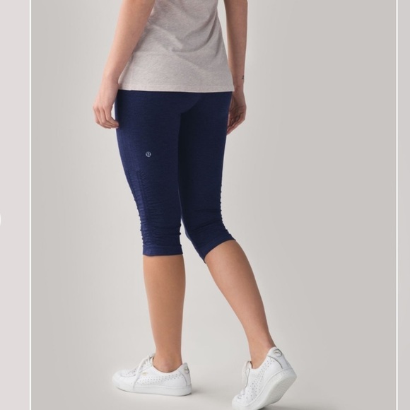 Lululemon In The Flow Crop Legging Heathered Cadet Blue - Picture 2 of 11
